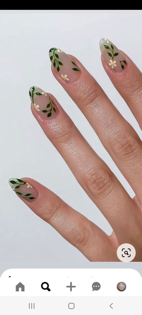 Vine Nails, Leaf Nails, Pretty Leaf, Vine Design, Flowering Vines, Floral Nails, Us Nails, Flower Nails, Nail Polish Colors