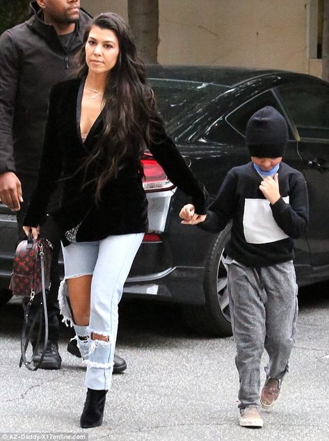 Hot mama: Kourtney Kardashian opted for sexy style as she stepped out with her seven-year-old son Mason in Los Angeles on Tuesday Kourtney Kardashian Style Winter, Kim Kay, Edgy Fits, Estilo Kardashian, Kourtney Kardashian Style, Fashion Boards, Kim Kardashian Outfits, Kardashian Outfit, Stylish Mom