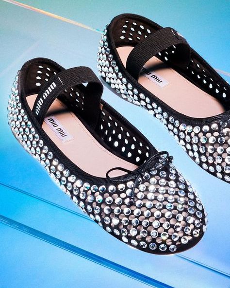 Miumiu Ballerinas, Spiked Shoes, Wardrobe Diy, Ballet Flats Outfit, Sequin Shoes, Diy Wardrobe, Dream Fashion, Flats Outfit, Designer Flats