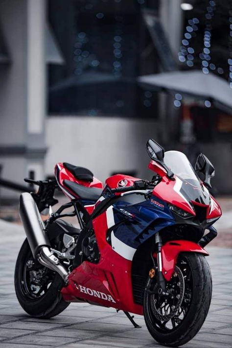 Cbr 250 Rr, Honda Fireblade, Cbr1000rr Fireblade, Arch Motorcycle, Honda Cbr 1000rr, Cbr 1000rr, Futuristic Motorcycle, Bike Photography, Bike Pic