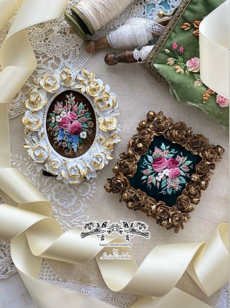 Camper Life, Thread Embroidery, Embroidery And Stitching, Romantic Style, Silk Velvet, Pin Cushions, Embroidered Flowers, Floral Embroidery, Locket