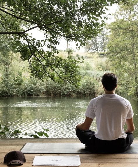 Man Meditating Photography, Male Meditation Aesthetic, Meditation Men Aesthetic, Mens Health Aesthetic, Healthy Body For Vision Board Men, Healthy Lifestyle Aesthetic Vision Board, Men Healthy Eating Aesthetic, Spiritual Goals Aesthetic, Vision Board Men Aesthetic