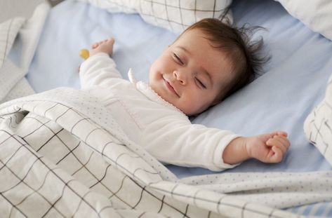 Getting enough sleep is absolutely essential for our healthy DNA function. Photo by Shutterstock.com Sleeping Too Much, Sleep Consultant, Do Baby, Sleep Schedule, Baby Massage, Sleeping Through The Night, Sleep Problems, Sleep Training, Baby Monitor