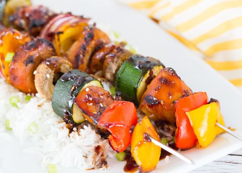 Teriyaki Chicken Kabobs Chicken And Veggie Kabobs, Kebab Marinade, Chicken Kabob Marinade, Kabob Marinade, Veggie Kabobs, Grilled Chicken Kabobs, Grilled Tofu, Kabob Recipes, Chicken Kabobs