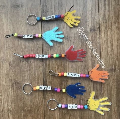 Fathers Day Gifts Ideas From Kids Prek, Father’s Day Daycare Ideas, Fathers Day Gifts Ideas Kindergarten, Fathers Day Gifts Kindergarten, Shrinky Dink Fathers Day Gift, Father’s Day Kindergarten Gift, Father's Day Preschool Gifts, Father’s Day Crafts Pre K, Fathers Day Keychain Craft Kids