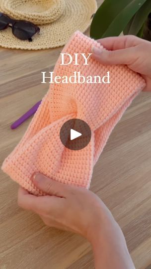 1.3K reactions · 445 shares | There are endless possibilities with this twisted head wrap/earwarmer!  You can make them wide or narrow, as a tube or just a flat panel, in any knit or crochet stitch that takes your fancy!

  I’ve done my best to show you how, in a quick tutorial. If you’re a complete beginner you may need to learn the basics first to follow along…

 - All you need are a chain stitch and a single crochet stitch!

  This particular stitch produces a nice horizontal stripe on the front, but I chose to use the reverse side for my finished piece, just because I liked it🤭

  My length was about 20 inches (50 cm), but of course it depends how firm you want your head band (and how big your head is!)

  The perfect project to make for babies and toddlers too, because there are no s How To Crochet A Headband, Crochet Head Bands, Head Band Crochet, Thick Headbands, Crochet Headbands, Crochet Twist, Patchwork Cardigan, Head Wrap Headband, Knitted Headband