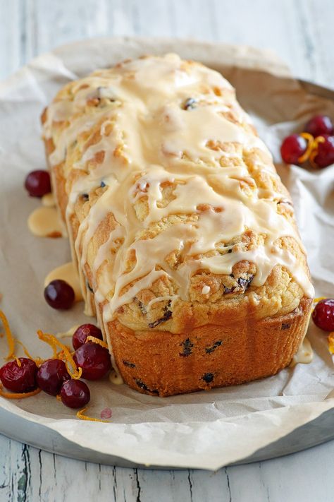 Christmas Bread Recipes, Orange Bread Recipe, Traditional Holiday Recipes, Orange Bread, Cranberry Orange Bread, Tarts Recipe, Holiday Bread, Christmas Bread, Cranberry Bread