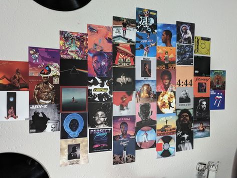 Album Art Wall, Album Covers Aesthetic On Wall, Room Music Posters, Posters For Room Music, Album Cover Wall Decor Bedroom Ideas, Rapper Posters, Rap Posters, Album Cover Wall Decor, Dorm Room Colors