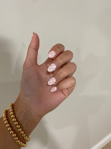 Pink With White Polka Dots Nails, Pink Nails White Dots, White Nails With Polka Dots, White Dot Nails, Nails With White Dots, Red Polka Dot Nails, Pink Polka Dot Nails, White Polka Dot Nails, Polka Dots Nails