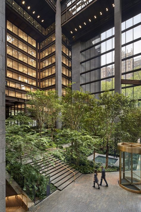 Ford Foundation Center for Social Justice | Raymond Jungles, Inc. Ford Foundation Atrium, Atrium Design, Ford Foundation, Lobby Design, Green Architecture, Interior Garden, City Design, Futuristic Architecture, Hotel Design