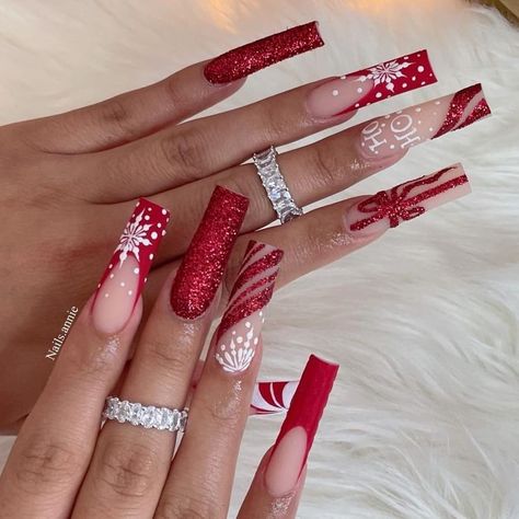 30 Gorgeous Christmas Nails Acrylic Winter Gel Nails, Christmas Nail Designs Acrylic, Unghie Nail Art, Red Christmas Nails, Red Acrylic Nails, Winter Nails Acrylic, Christmas Gel Nails, Work Nails, Acrylic Nails Coffin Pink