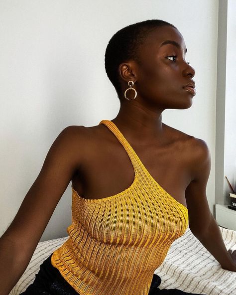 The Whitney Madueke on Instagram: “Solo dates at home 💛 #TheWhitneySmile” Dates At Home, Womens Camisoles, Shoulder Design, Shoulder Crop Top, Vintage Streetwear, Colourful Outfits, Beautiful Black Women, Knitted Sweater, African Fashion