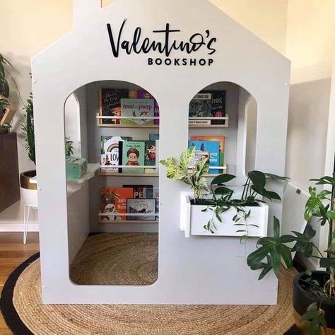 Prepp'd Kids on Instagram: “Omg I love this take on an Indoor Cubby!! How cool 😍 . Don’t you love a great bookshop📚 This is Remi Indoor Cubby by Hide & Seek Kids ✨pics…” Kids Play House Indoor, Play Houses For Kids Indoor, Playroom House, Girly Playroom, Kids Play Area Indoor, Kids Cubby Houses, Kids Cubbies, Play Cafe, Indoor Playroom