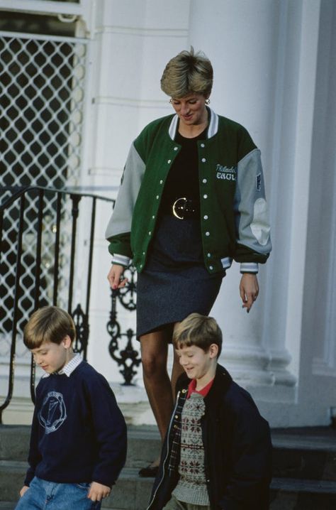 Eagles Jacket, Sporty Jacket, Princess Grace Kelly, Vogue France, Real Princess, Prince William And Harry, Principe Harry, 90s Outfit, Diana Spencer