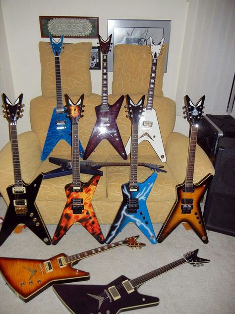 Dean Guitars. one of my favorite guitar manufactures. mainly because dimebag used deans, and they also look sick (especially the Dean ML) Rock Instruments, Dimebag Darrell Guitar, Explorer Style, Dean Guitars, Jackson Guitars, Best Naruto Wallpapers, Lead Guitar, Dimebag Darrell, Electric Guitar Design