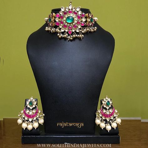 Kundan Choker Set, Kundan Jewellery Bridal, Choker Necklace Designs, Choker Designs, Kundan Jewelry, Kundan Choker, Chandbali Earrings, Wedding Jewellery Collection, Indian Jewellery Design