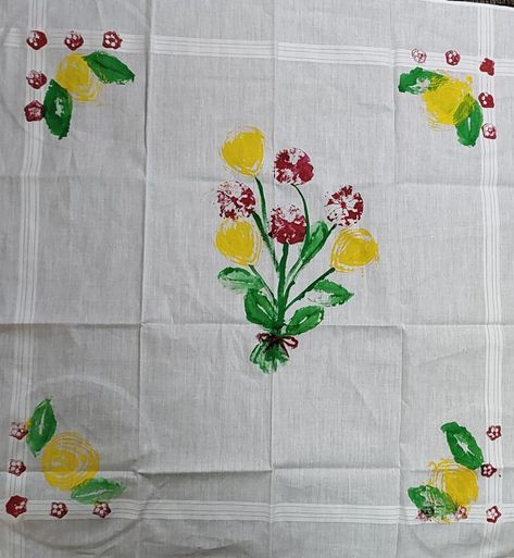 Fabric Painting For Kids, Vegetable Painting, Vegetable Design, Fabric Painting On Clothes, Design Saree, Vegetable Prints, Lady Fingers, Cabbage Leaves, Hand Embroidery Design Patterns