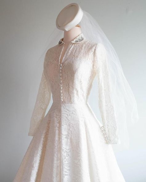 1950s Wedding Dress Tea Length, Dress Peter Pan Collar, 1950s Wedding Dress, 1950s Wedding, Vintage Clothing Boutique, Tea Length Wedding, Peter Pan Collar Dress, Tea Length Wedding Dress, Dress Princess