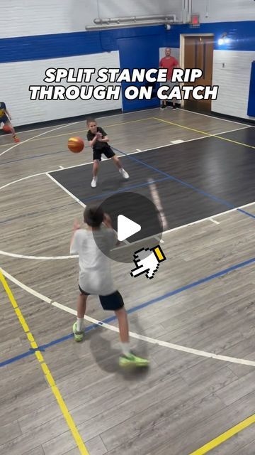 Mason Elite Basketball on Instagram: "I love this 3 Man Drive and Kick Drill loaded with small details/concepts for young hoopers to grasp. 1. Spacing  2. Understating a lift/hunting/moving without ball when teammate attacks the paint  3. 0.5 basketball off the catch thinking “score” 4. Getting feet in the paint + Playing off 2 5. Split stance Footwork off the catch/rip to improve rip through timing + explosiveness  6. Passing  Share this with a youth coach who needs it‼️" Basketball Passing Drills, Youth Basketball Drills, Basketball Practice Plans, Basketball Conditioning, Coaching Basketball, Basketball Problems, Basketball Workouts Training, Passing Drills, 3 Man