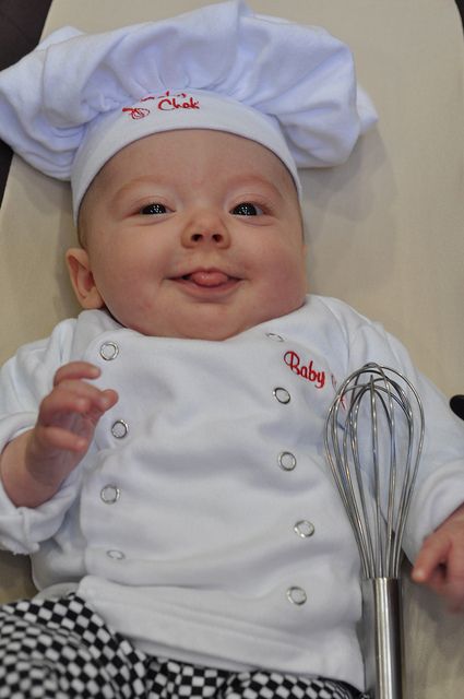 Sweet Baby Chef Costume - Love Chef Costume, Baby Chef, Kind Photo, Newborn Photography Props, Baby Costumes, Costume Halloween, Little People, Baby Fever, Baby Pictures