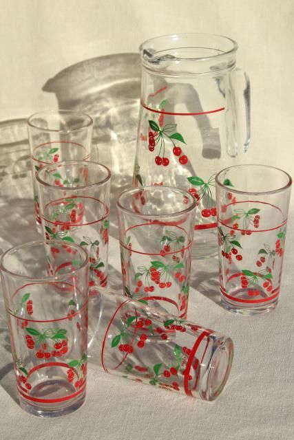 red cherry print glass pitcher & drinking glasses, vintage glassware set made in Italy Retro Drinking Glasses, Vintage Glassware Aesthetic, Painted Drinking Glasses, Goodwill Finds Thrifting Home Decor, Funky Glassware, Accent Walls In Bedroom, Aesthetic Glassware, Walls In Bedroom, Vintage Glasswear