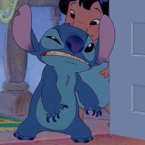 Stitch Upside Down, Literally Me Characters 6 Pictures, Cartoon Screencaps, Stitch Pfp, Disney Characters Stitch, Mama Aesthetic, Stitch Wallpapers, Imessage Stickers, Angel Lilo And Stitch