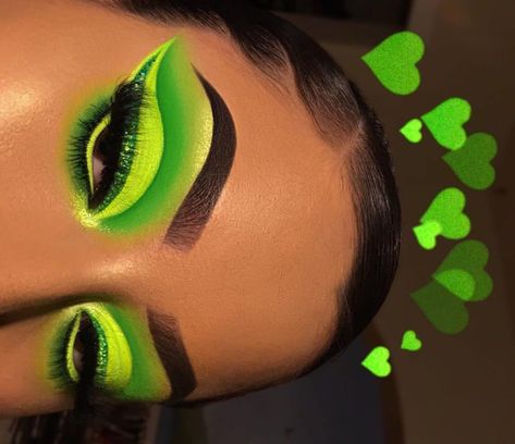 Make Up Designs, Drag Make-up, Neon Makeup, Dramatic Eye Makeup, Make Up Videos, Smink Inspiration, Green Makeup, Dope Makeup, Eye Makeup Designs