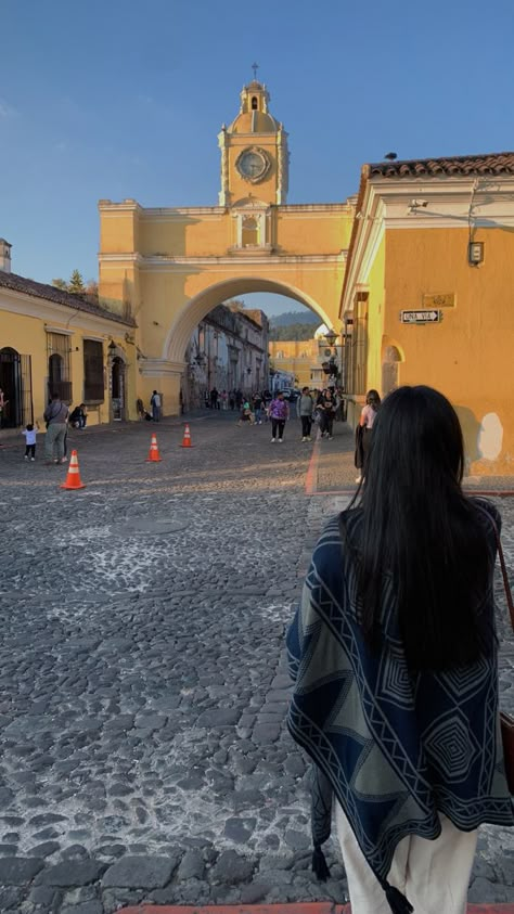 travel to Antigua Guatemala Guatemala Culture Aesthetic, Guatemala Travel Outfits, Antigua Guatemala Aesthetic, Antigua Aesthetic, Guatemala Culture, Guatemala Aesthetic, Guatemala Trip, Brazil Photos, Honduras Travel