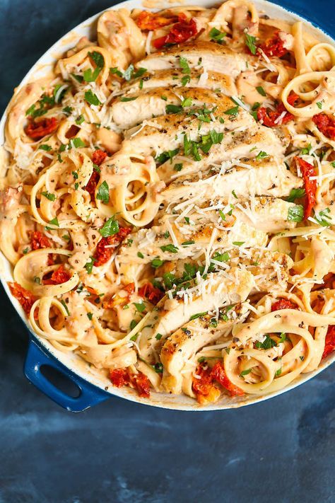 Sun-Dried Tomato Fettuccine Alfredo - Damn Delicious Sun Dried Tomato Alfredo, Tomato Alfredo Sauce, Chicken With Italian Seasoning, Fettuccine Pasta, Alfredo Sauce Recipe, Cajun Chicken Pasta, Fettuccine Alfredo, Alfredo Pasta, Goulash