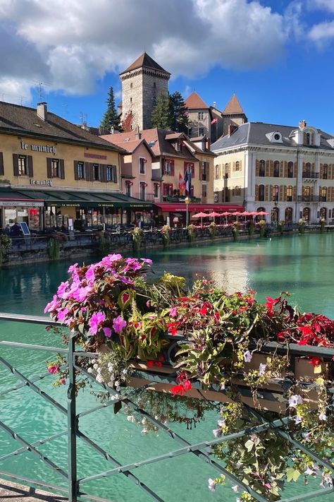 Annecy France Aesthetic, Annecy Switzerland, France Annecy, France Cities, France Country, Annecy France, France City, Dream Vacations Destinations, Visit France