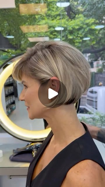 @kurze.haare.stylen on Instagram: "😍💐🌟👉🏼 @nellcarmo  . . #kurzehaare💇 #kurzehaarschnitt #kurze #kurzehaare #pixiehaircut #pixiebob #pixiebobhaircut #pixiehairstyle #pixiehaarschnitte" Neck Length Bob Haircut, Short Bobs For Thick Hair, Short Bob Layered Haircuts, Basement Carpeting, Short Bobs For Fine Hair, Cute Bobs For Fine Hair, Short Hair Bob Cut, Undercut Short Hair, Pixie 2024