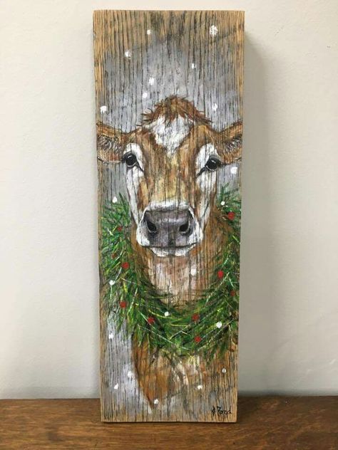 Painting On Fence Boards, Fall Door Painting Ideas, Fence Board Painting Ideas, Board Painting Ideas Christmas, Christmas Cow Painting, Hand Painted Christmas Signs, Cow Christmas Decor, Barn Wood Art, Cow Paintings