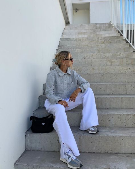 Asap Outfit, Sofia Coelho, New Balance Outfit, Corporate Attire, Fall Hair Trends, Hairstyle Trends, Effortlessly Chic Outfits, Fall Winter Outfits, Daily Outfits