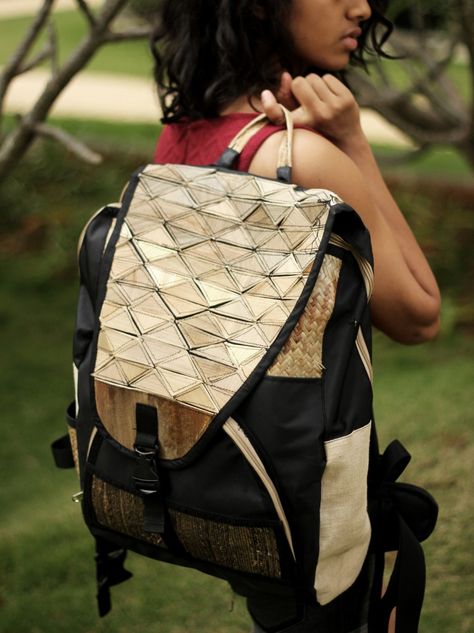 A backpack made from completely natural, eco-friendly materials? Yes please! | Yanko Design Gondola Lift, Sustainable Backpack, Design Backpack, Triangular Pattern, Day Backpacks, Jute Fabric, Sweat Stains, Eco Design, Yanko Design