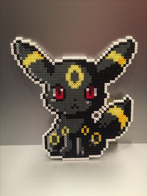 Umbreon Perler Bead Pattern, Peeler Bead Pokémon, Eevee Perler Bead Patterns, Umbreon Perler, Perler Bead Pokemon, Luxray Pokemon, Perler Bead Pokemon Patterns, Hama Beads Disney, Hama Beads Pokemon