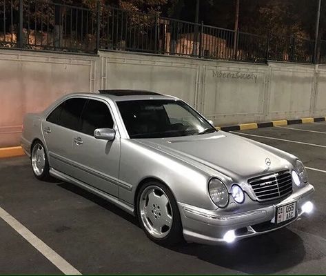 E320 Mercedes, Mercedes E200, Mercedes Benz World, Mercedes Benz Classes, Ford Trucks F150, E55 Amg, Bmw Engines, Dodge Vehicles, Mercedes Car