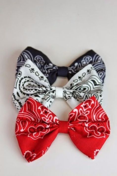 Bandana Crafts, Pet Recipes, Bandanas Diy, Hair Bow Tutorial, Fabric Hair Bows, Diy Bows, 4th Of July Outfits, Bandana Hairstyles, Diy Hair Bows