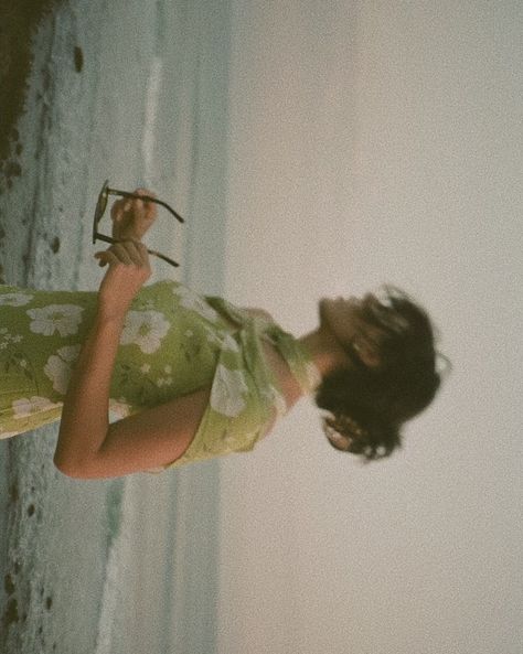 35 Mm Film Photography Aesthetic, Film Photos Aesthetic, Beach Film Photography, Analog Photos, Analog Photo, Film Pictures, Analog Photography, Foto Ideas Instagram, Summer Dream