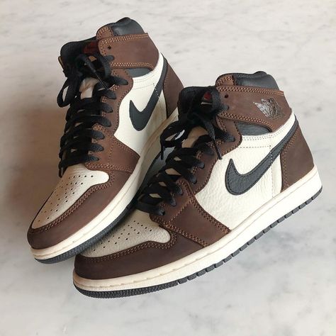 Modern Notoriety on Twitter: "How the Mocha 1’s should’ve been?… " Brown Jordans, Aesthetic Shoe, Jordans 1, Birthday Clothes, Sneaker Heads, Dr Shoes, Jordan Shoes Girls, Fresh Shoes, Hype Shoes