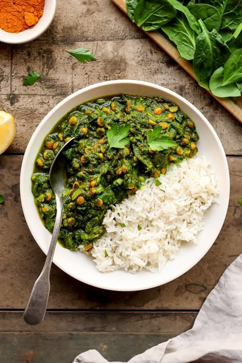 Palak Recipes Healthy, Dal Palak Recipe, Palak Recipe, Best Restaurants In London, Chickpea And Spinach Curry, Spinach Curry, Restaurants In London, Healthy Recipe Videos, Recipe Ingredients