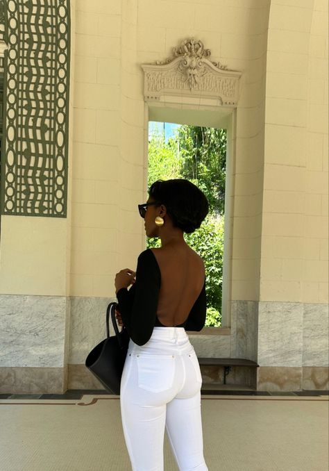 White Jeans Pants Outfit, Black Femininity Aesthetic, Jeans Pants Outfit, Femininity Aesthetic, Mom Goals, Summer Ootd, Modesty Fashion, Black Femininity, Backless Top