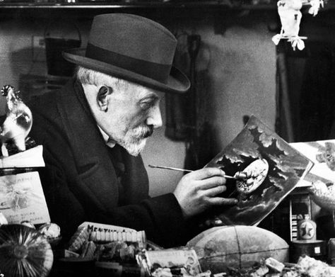 Georges Melies Georges Melies, Hugo Cabret, George Melies, Francois Truffaut, Michelangelo Antonioni, Movie Director, Film History, Martin Scorsese, Moving Pictures