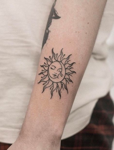 Sun tattoo inspiration for you - for more sun and moon tattoo ideas, check out our blog by clicking the pin! Basic Sun And Moon Tattoo, Sun And Moon Line Work Tattoo, Sun And Moon With Faces Tattoo, Sun And Moon Bicep Tattoo, Pretty Sun And Moon Tattoos, Sun Moon Tattoos For Women, Sun Ad Moon Tattoo, Tattoo Ideas Female Sun And Moon, Sunrise And Moon Tattoo