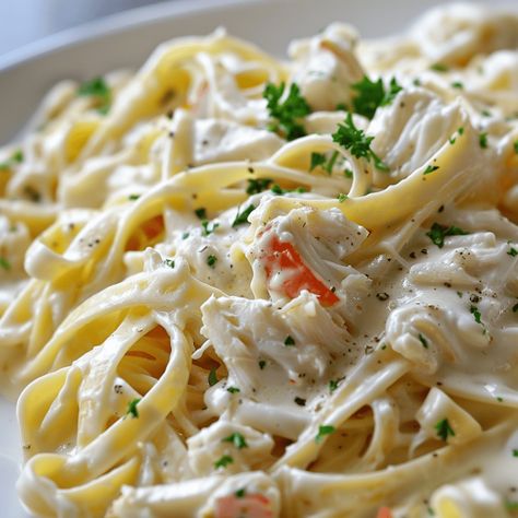 Crab Fettuccine Alfredo - Recipes, Tasks & Tools Crab Fettucini Alfredo, Crab Fettuccine Recipe, Crab Alfredo Recipe, Seafood Fettuccine Alfredo, Crab Fettuccine Alfredo, Pasta Recipes Linguine, Crab Fettuccine, Crab Meat Pasta, Fettucini Alfredo Recipe