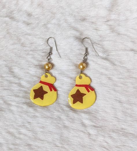 Animal Crossing Earrings, Shrink A Dink Ideas, Shrink Plastic Keychain, Shrink Plastic Ideas, Shrink Earrings, Shrink Plastic Charms, Shrinks Dink, Shrinky Dink Art, Sailor Moon Brooch