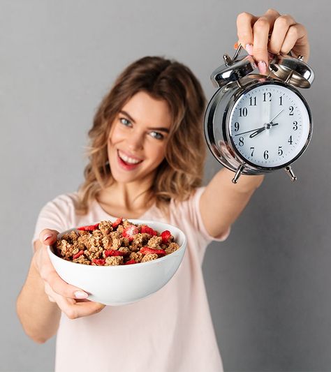 How To Lose Weight With Intermittent Fasting – A Beginner's Guide Skipping Breakfast, Fast Day, Maintain Weight, Fad Diets, 500 Calories, Intermittent Fasting, Boost Metabolism, No Carb Diets, Balanced Diet