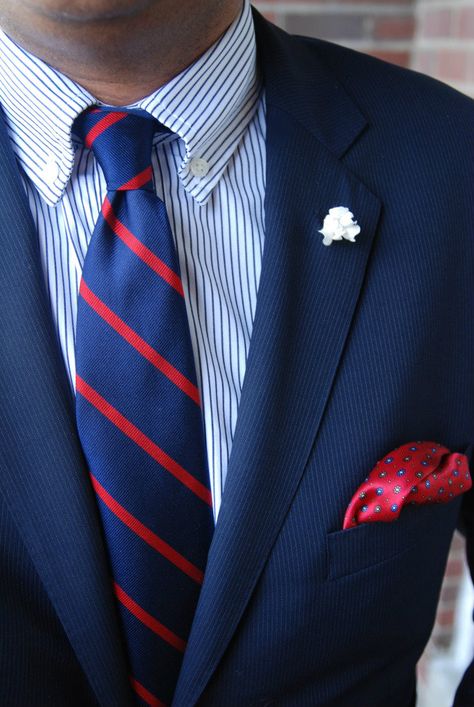 Ok !? Choir Outfits, Regimental Tie, Shirt Tie Combo, Pitti Uomo Street Style, English Clothes, Male Aesthetic, Shirt And Tie Combinations, Navy Striped Shirt, Guy Style