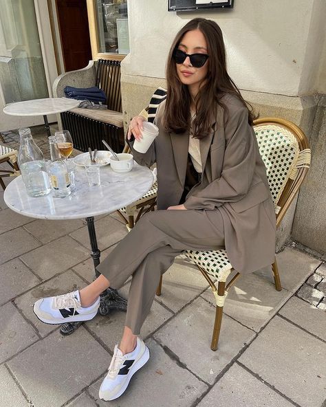 Startup Outfit, Semi Formal Attire, Casual Chic Outfits, Timeless Chic, Professional Wardrobe, Casual Day Outfits, Casual Chic Outfit, Chic Outfit, Casual Chic Style