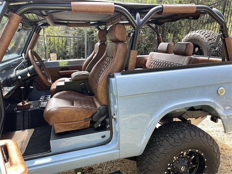 1967 Ford Bronco (CC-1370832) for sale in Chatsworth , California Ford Highboy, Old Ford Bronco, Broncos Colors, Ford Bronco For Sale, Studebaker Trucks, Classic Bronco, Ford F 150 Raptor, Classic Ford Broncos, Mom Car