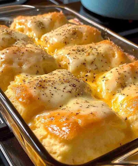 Easy-Recipes Chicken Puff Pastry, Cheesy Chicken Fritters, Chicken Biscuit Casserole, Chicken Puff, Chicken Leftovers, Dinners Casseroles, Chicken Fritters, Chicken Puffs, Biscuits Casserole